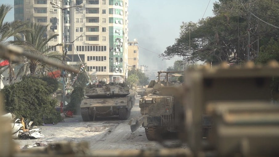 Tanques israelenses na Faixa de Gaza