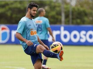 Zagueiro cruzeirense com mais presenças no Brasileiro, Leo se prepara para forte concorrência