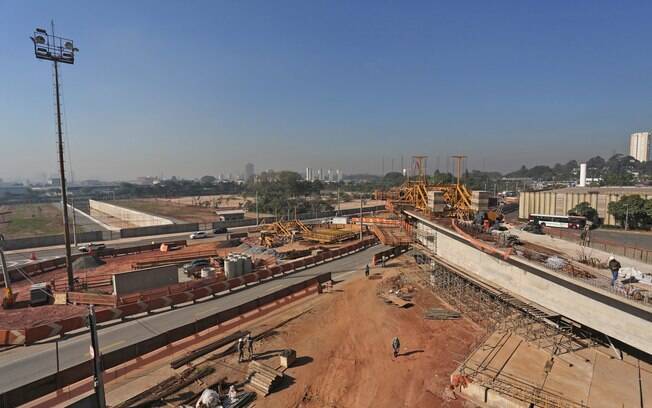 Apesar de mais de 190 empresas terem licitações com a prefeitura desde 2010, apenas dez delas receberam cerca de 63% de todo o valor