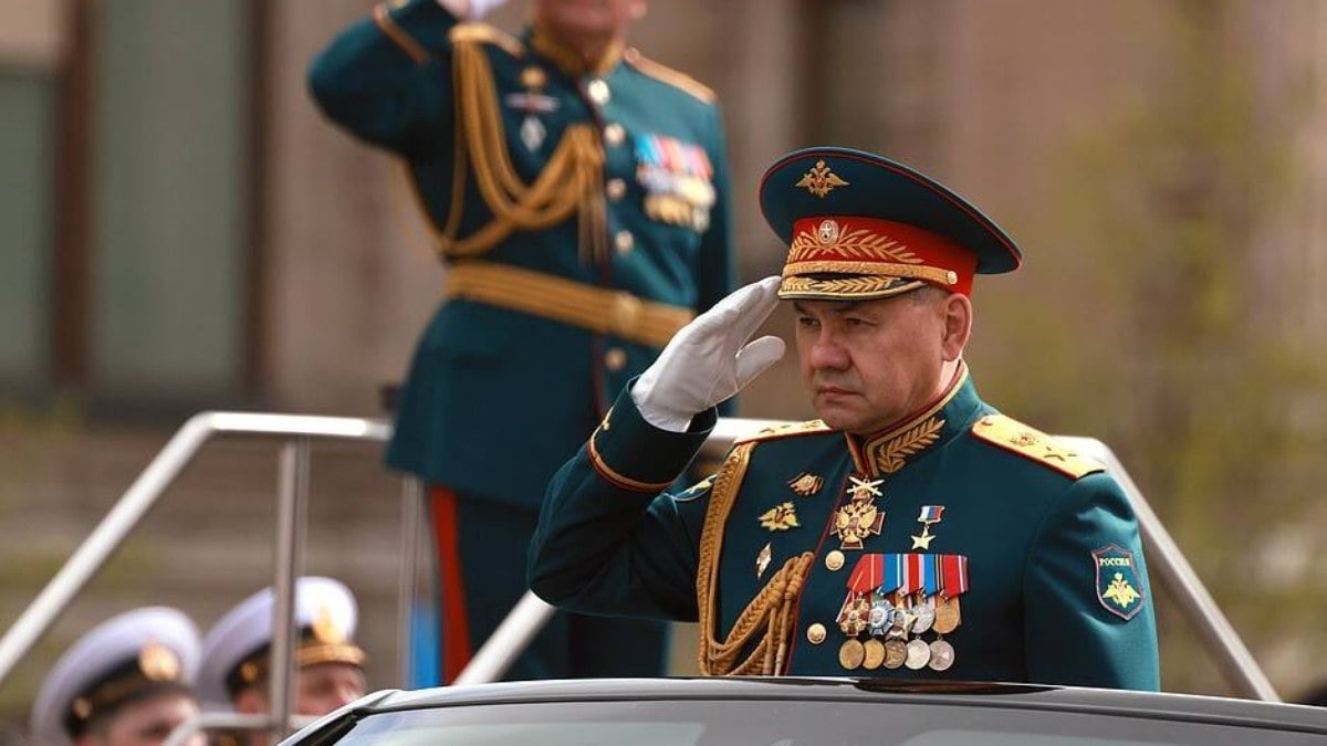 Ministro da Defesa da Federação Russa, Serguei Choigu, durante a parada militar em 9 de maio