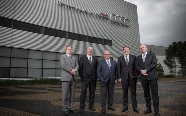 Os executivos responsáveis pela reintegração da Audi na fábrica de São José dos Pinhais (PR)
