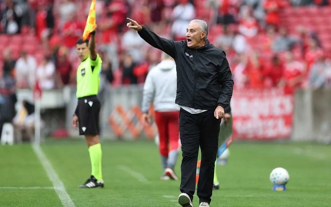 Botafogo sofreu a terceira derrota sob o comando de Tite