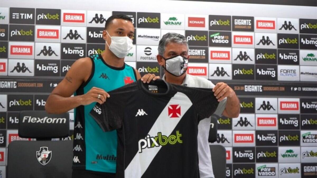 Luiz Henrique relata confiança no acesso do Vasco: 'Mais um no projeto'
