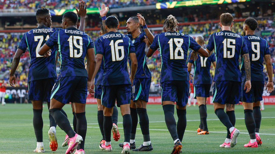 Seleção brasileira estreia na Copa neste sábado (13) contra o Marrocos