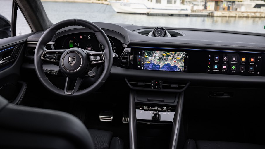 Porsche Macan Turbo EV 2025