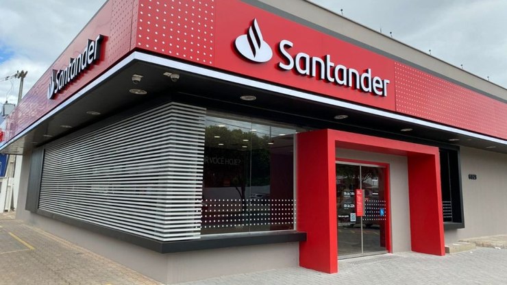 Procon-MG multa Santander por falhas no atendimento ao consumidor