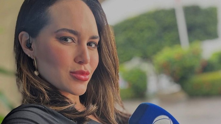 Rep%C3%B3rter%20da%20Record%20relata%20viol%C3%AAncia%20obst%C3%A9trica%20ap%C3%B3s%20o%20parto