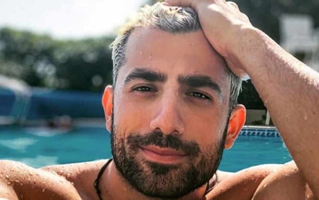 Ex-BBB e ator Kaysar Dadour diz ser ‘craque’ em ‘comer c*’