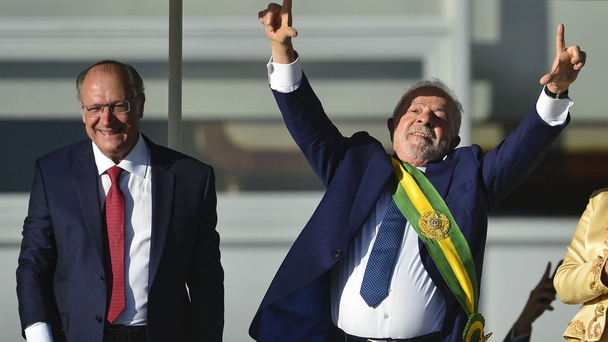 Momento da cerimônia de posse de Luiz Inácio Lula da Silva, que assume pela 3ª vez a Presidência da República do Brasil e torna-se o 39º Presidente do país.