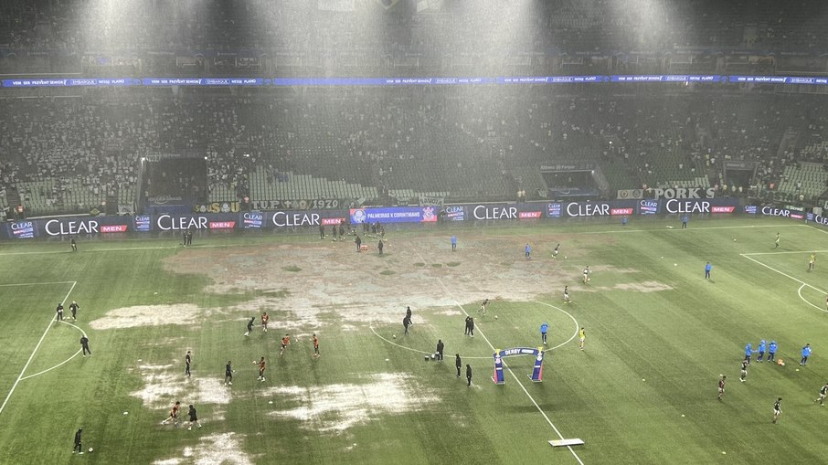 Palmeiras x Corinthians é adiado para as 20h30 pela FPF Palmeiras x Corinthians é adiado para as 20h30 pela FPF
