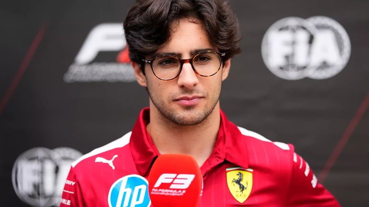 O%20que%20falta%20para%20o%20Brasil%20ganhar%20um%20novo%20piloto%20na%20F1%20em%202027%3F