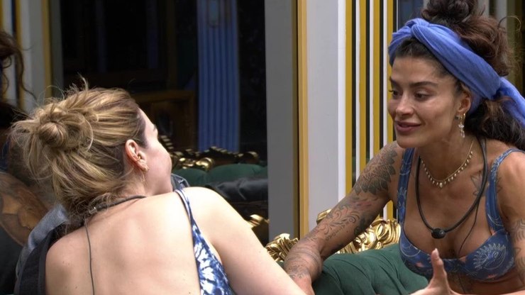 Aline%20Campos%20sufoca%20e%20assusta%20a%20casa%20do%20BBB