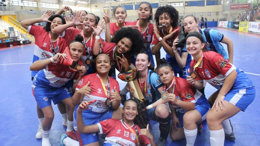 Apesar de ser a primeira conquista de estadual no futsal feminino pelo Galo, a agremiação esteve em duas finais e acabou vice-campeã nas categorias sub-15 e sub-17 no ano passado. Ainda em 2021, o clube venceu a Liga Paulista no sub-13. Apesar de ser a primeira conquista de estadual no futsal feminino pelo Galo, a agremiação esteve em duas finais e acabou vice-campeã nas categorias sub-15 e sub-17 no ano passado. Ainda em 2021, o clube venceu a Liga Paulista no sub-13.
