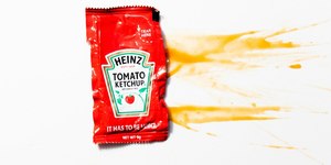 União Europeia proíbe sachês de ketchup