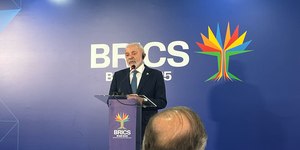 "Não temos imperador", diz Lula sobre a ameaça de Trump ao Brics