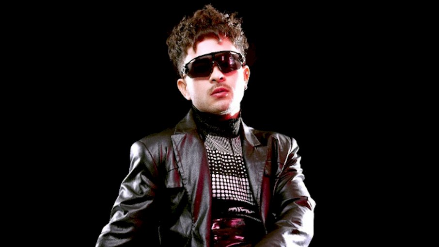  de motoboy ao TOP 1 do iTunes Brasil 