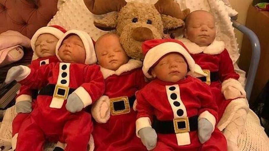 Para este Natal, a mulher gastou mais de R$ 3 mil em presentes para suas Para este Natal, a mulher gastou mais de R$ 3 mil em presentes para suas