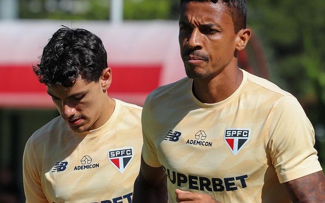 São Paulo viaja até Salvador para enfrentar o EC Vitória pelo Brasileirão