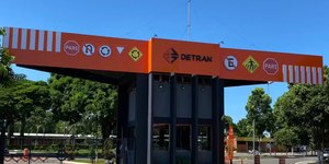 Detran-GO divulga motoristas em processo de suspensão da CNH