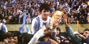 Ex-atleta diz que seleção se vendeu para  Argentina vencer a Copa