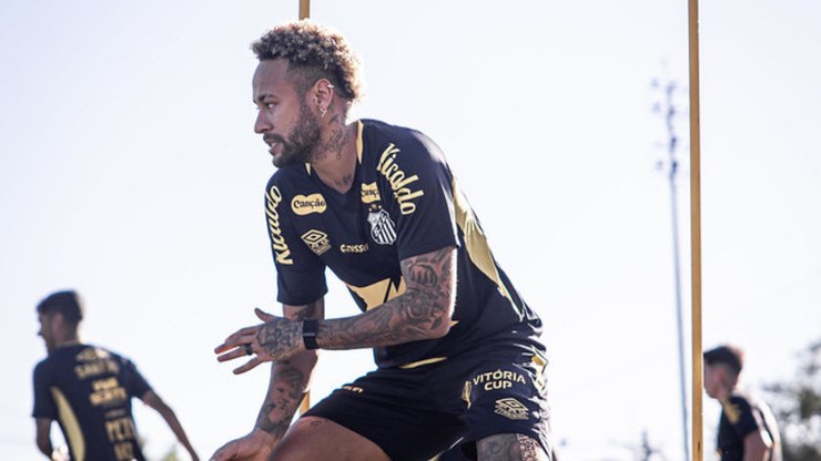 Presidente do Santos espera Neymar "sem sacrifícios" após lesão