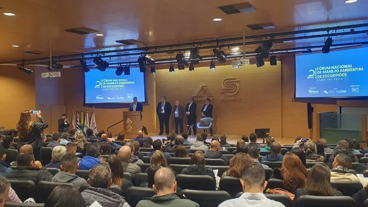 Louveira participa de Fórum Nacional sobre escorpiões