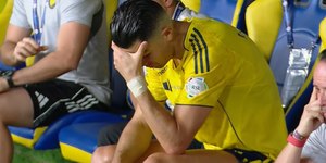 Goleiro da Seleção falha feio e tira título de Cristiano Ronaldo