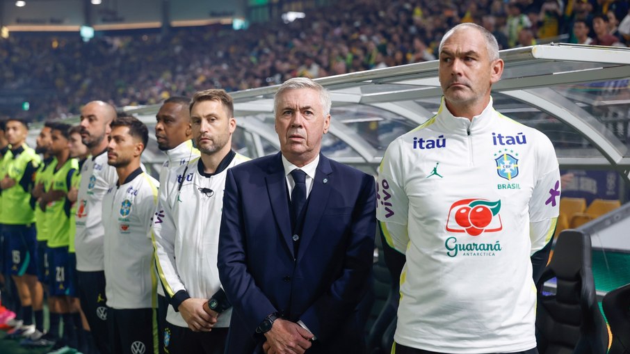 Carlo Ancelotti destaca a importância de Vinícius Jr. para a Seleção Brasileira