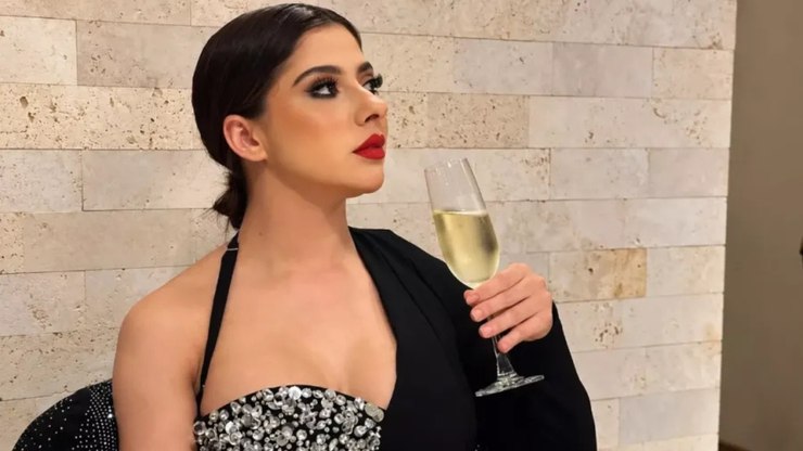 Influenciadora é presa por suspeita de elo com máfia italiana