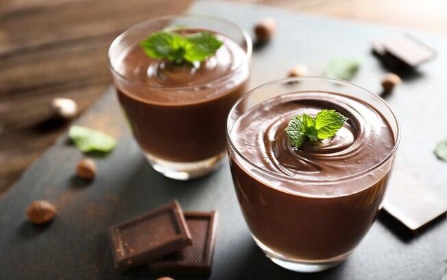 Mousse de chocolate feito com a semente além de ser saboroso, consegue preservar todos os benefícios da chia