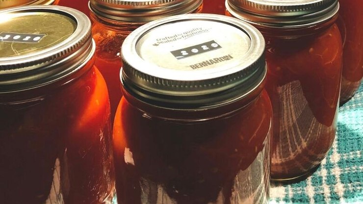 Anvisa determina recolhimento de molho de tomate por risco de conter caco vidro