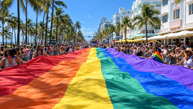 Parada%20Gay%20pode%20acabar%20na%20Fl%C3%B3rida%3F%20
