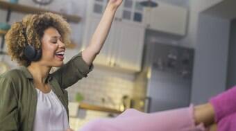 O que é fone over-ear? É mais caro? Vale a pena ter um?