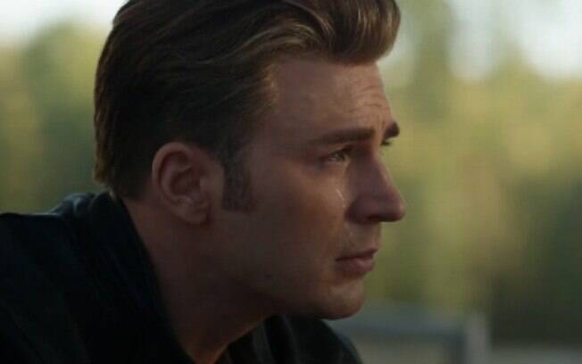'Vingadores: Ultimato'. Steve Rogers, o Capitão América, não segura as lágrimas e caí no choro