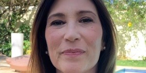 Beth Goulart faz relato emocionante sobre morte dos pais: 'Gratidão'