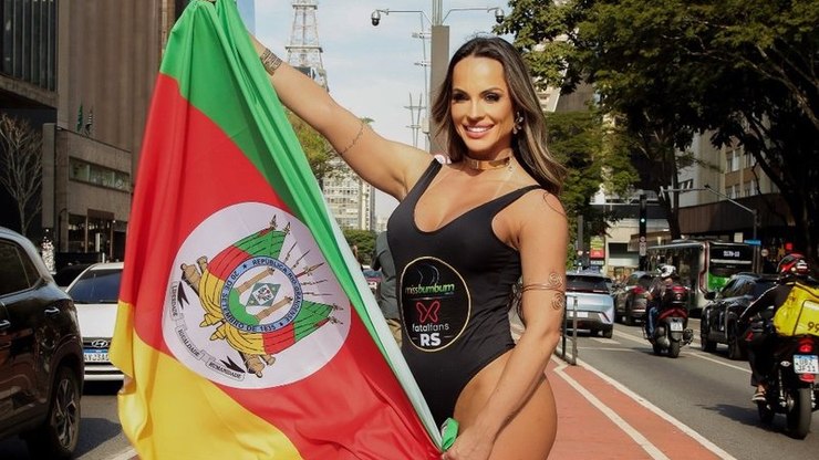 Vice%20Miss%20Bumbum%2C%20Cris%20Baldissera%20contesta%20campe%C3%A3
