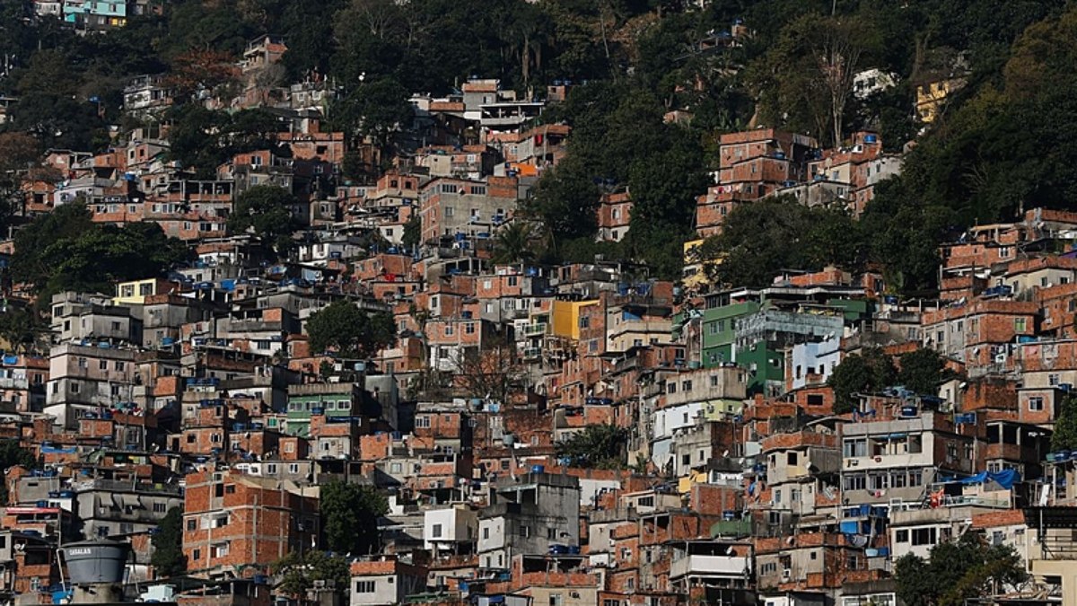 Os três bairros mais afetados pela violência armada na capital fluminense ficam na Zona Oeste. Os três bairros mais afetados pela violência armada na capital fluminense ficam na Zona Oeste.
