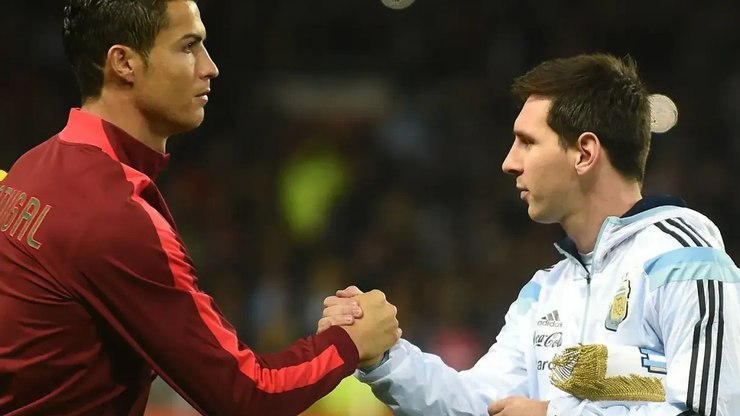 Após morte do pai, Messi recebe mensagem carinhosa de CR7