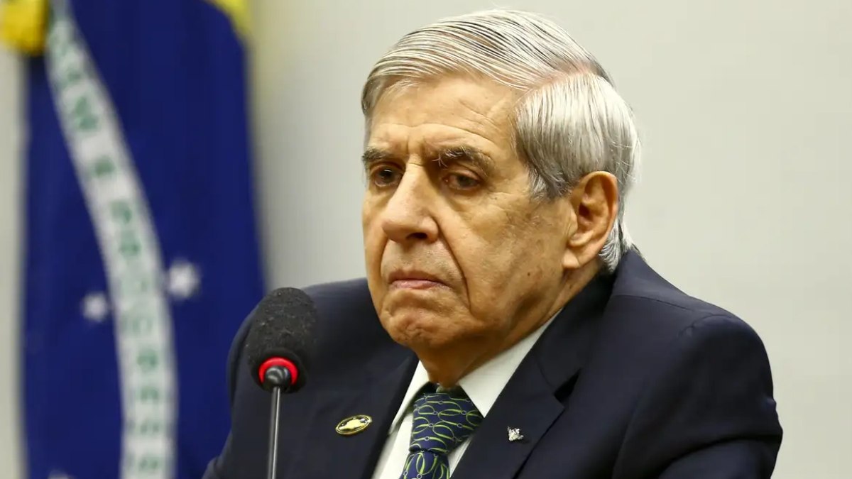 O general Augusto Heleno comandou a GSI durante o governo Bolsonaro