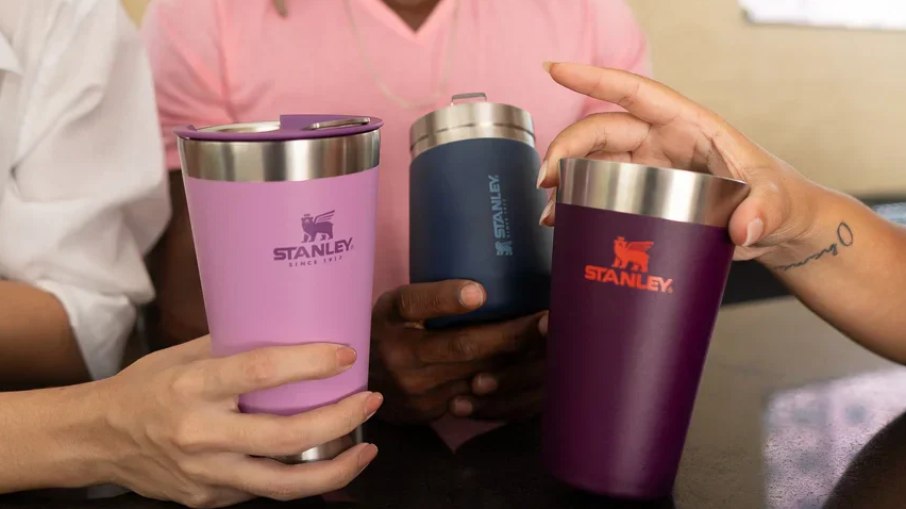 Copos térmicos da Stanley estão com descontos na Amazon Copos térmicos da Stanley estão com descontos na Amazon