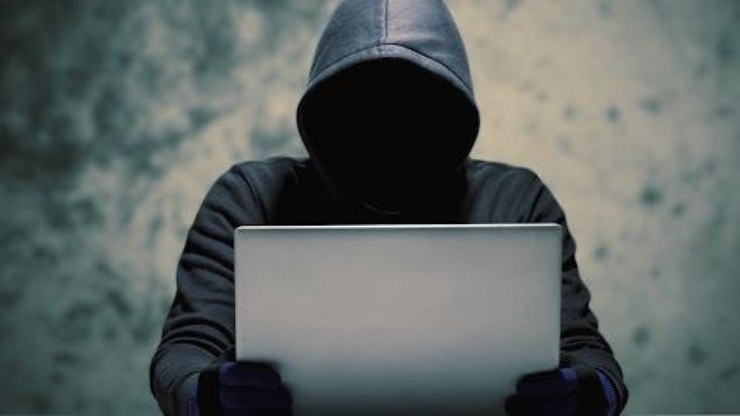 Stalking%20nas%20redes%20sociais%3A%20saiba%20identificar%20e%20se%20proteger