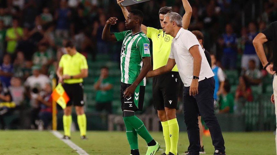 Luiz Henrique atuou na última partida do Betis