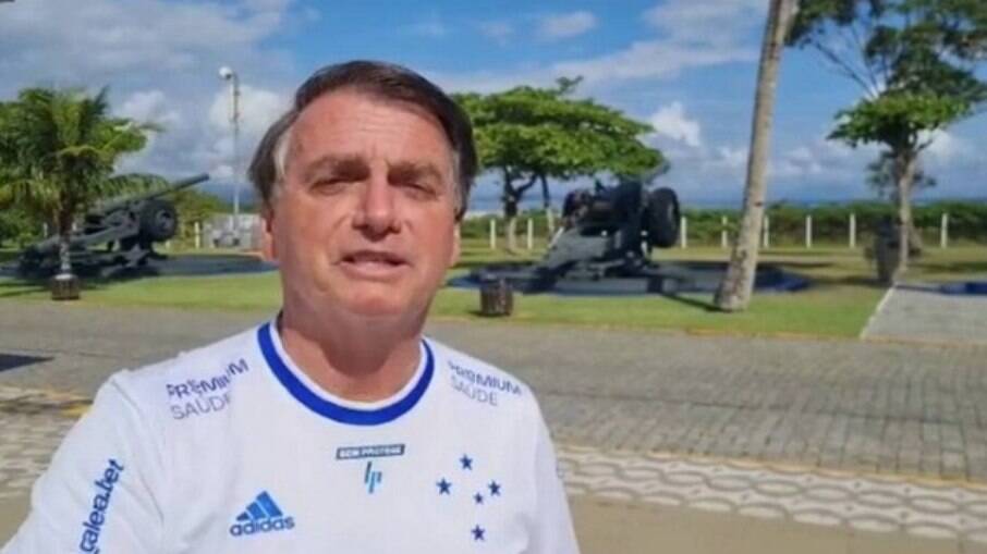 Bolsonaro visita o Beto Carreiro em meio à tragédia na Bahia