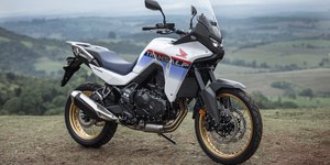 Honda XL750 Transalp chega ao Brasil por R$ 65,5 mil