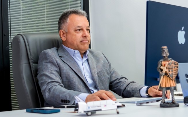 Deepfake corporativo transforma a imagem do CEO em arma contra a própria empresa Deepfake corporativo transforma a imagem do CEO em arma contra a própria empresa