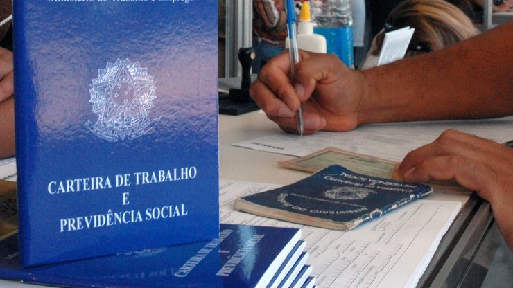 INSS%20eleva%20idade%20m%C3%ADnima%20em%202026%20e%20impacta%20quem%20vai%20se%20aposentar