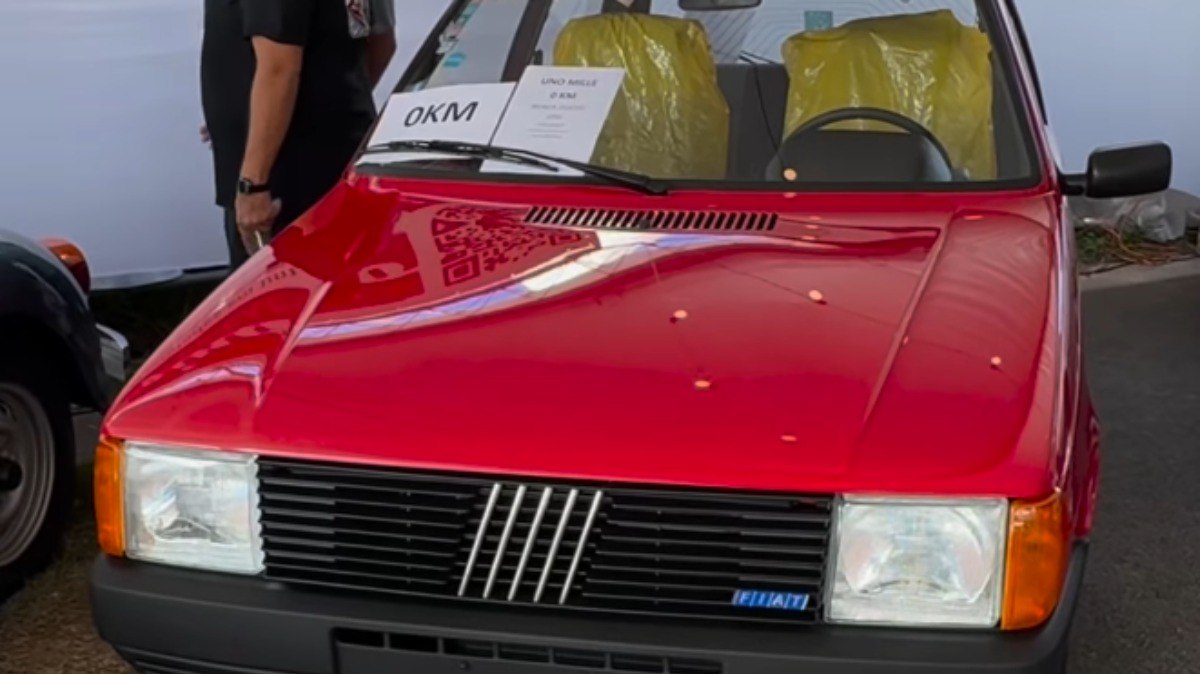 Fiat Uno 1991 zero km vendido em evento