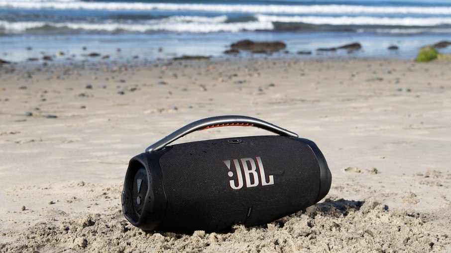 JBL Boombox 3 é uma das caixas de som portáteis mais vendidas e está em oferta na Amazon JBL Boombox 3 é uma das caixas de som portáteis mais vendidas e está em oferta na Amazon