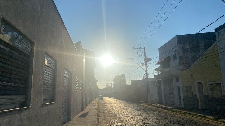 Previs%C3%A3o%20do%20tempo%3A%20Sudeste%20e%20Centro-Oeste%20ficam%20mais%20quentes