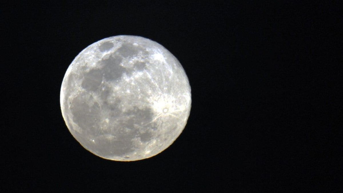 The study says that the moon is shrinking in size and is suffering from earthquakes